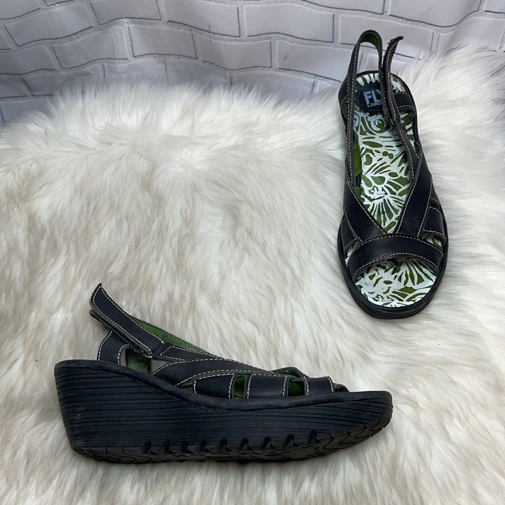 Fly‎ London Black Matte Leather Wedge Sandals Sz 40